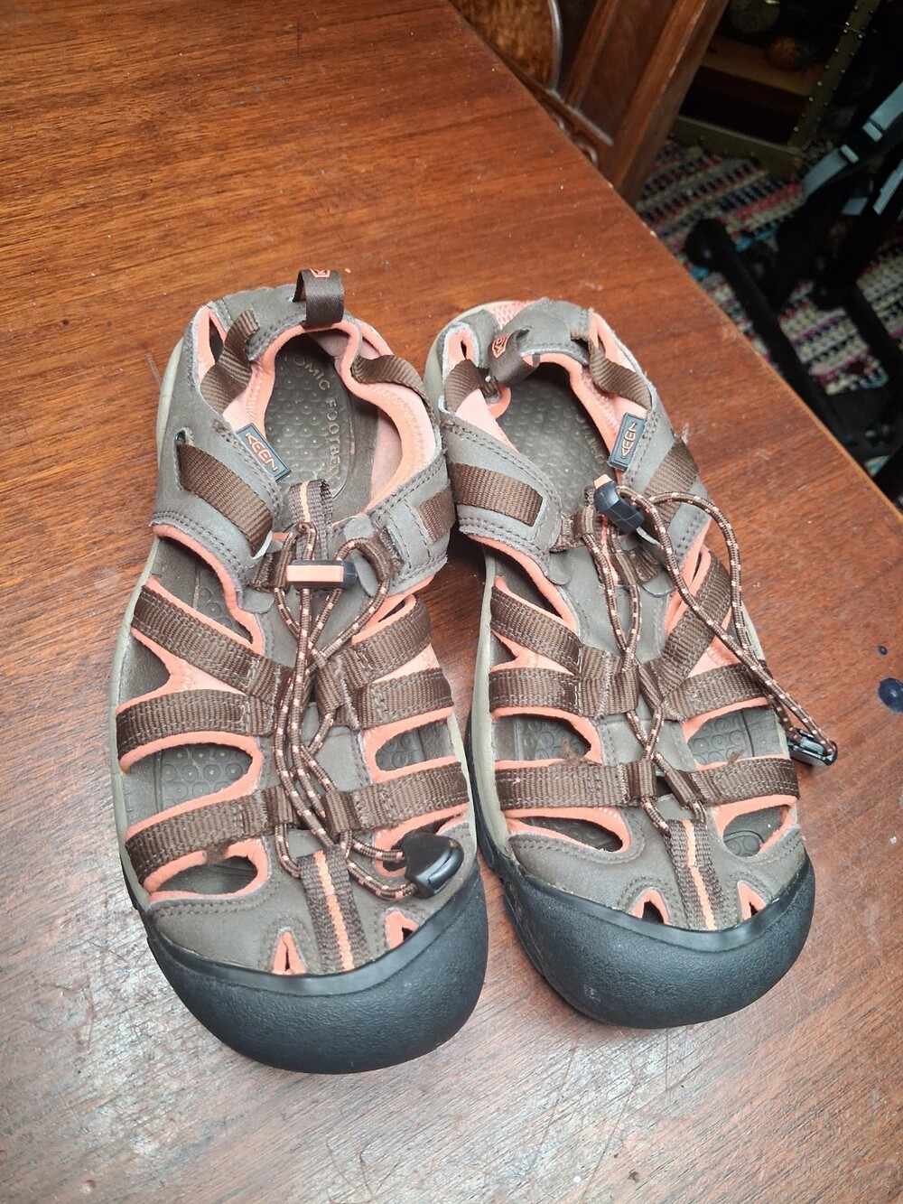 Keen Owyhee Sport Terrian Sandals Women's Size 9M Brown & Peach Water Proof